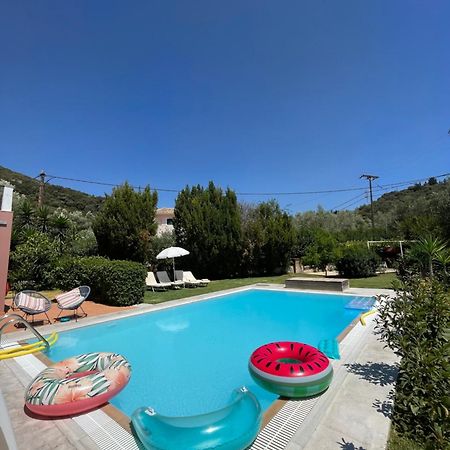 Gialos Villas 1-2 With A Private Pool มิกรอส ยาลอส ภายนอก รูปภาพ